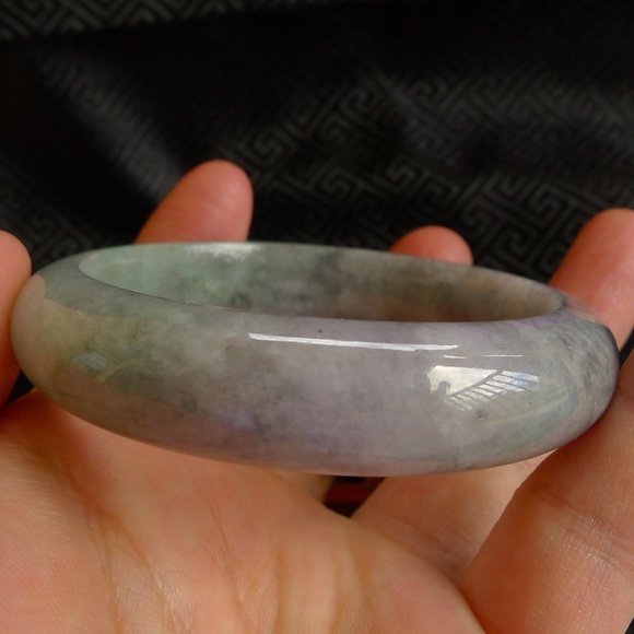 100% natural untreated jade jadeite bangle bracelet light green hand carved 59mm - Picture 9 of 12